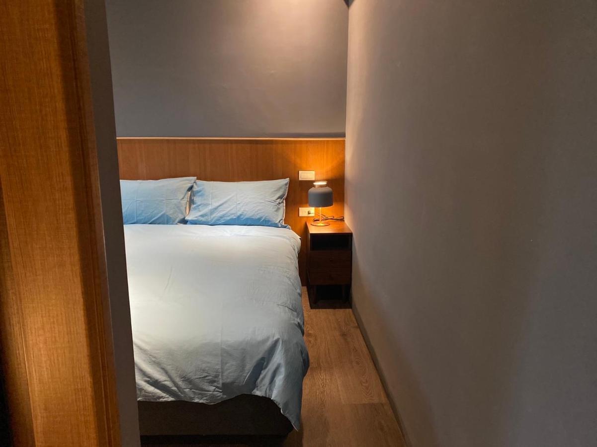 良文旅2館ryou Hotel Vintage - II Tainan Exteriör bild