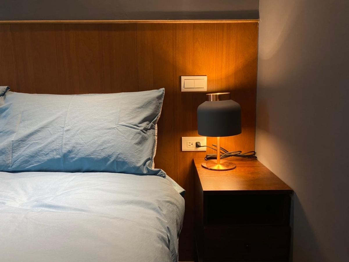 良文旅2館ryou Hotel Vintage - II Tainan Exteriör bild